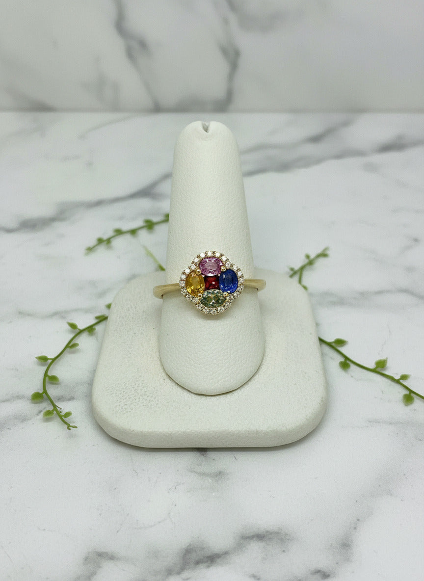 Yellow gold ring with multicolored sapphires